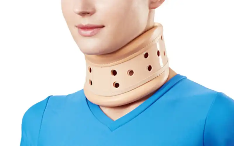 گردنبند طبی